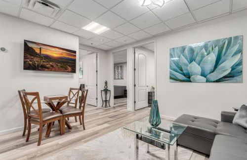 Stylish and Prestigious - 2 Bed 2 Bath On The Avenue - Foto 7