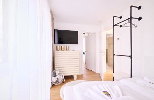 Xzllenz - 4 Schlafzimmer, Zentral, Parken, U-Bahn, 2 Bäder, 4 Smart-TV, optional Einzelbett - Foto 19