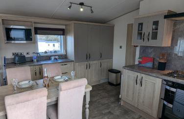 ABI Beaumont Luxury Caravan, Steps from Durdle Door - Foto 9