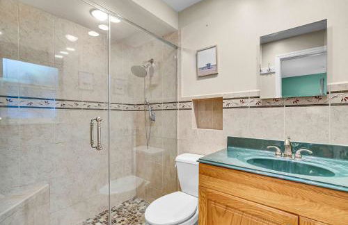 Four Bed Home with Pool Game Room Bar Near Beach - Foto 60