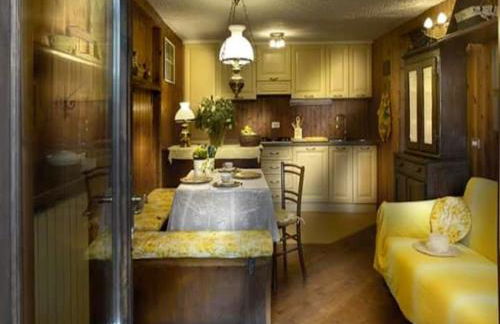 Chalet in Aosta near Pila Ski Lifts - Photo 11