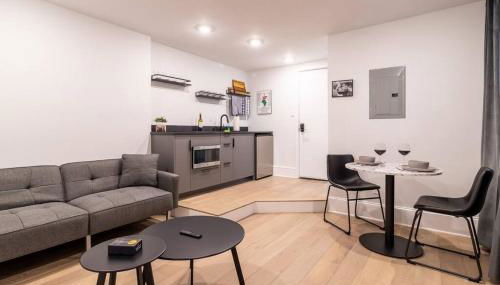 Thena Hotel - Spacious 1 Bedroom - City Center - Foto 2, minibar