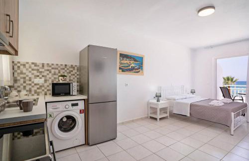 Azure Seaside Apts - Photo 6