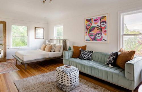 Stay Portland - BoHo Oasis in Ladd's Addition with 2 Beds - Photo 1