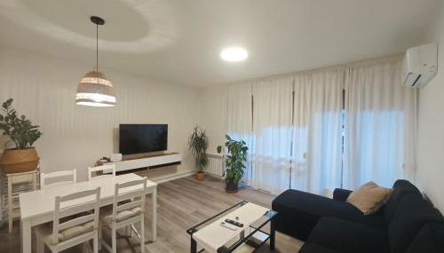 Encantador Apartamento en el Corazón de Tremp - Foto 2