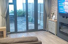 An entire two bed sea side bungalow with lazy spa - Foto 11