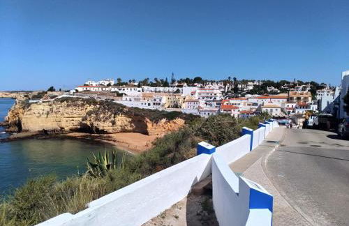 Algarve, Carvoeiro centre-ville, Récent appartement en duplex pour 5 personnes - Foto 16