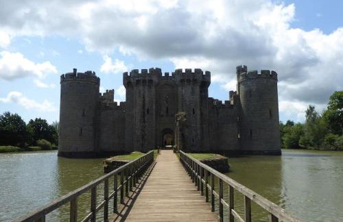 Coghurst Hall Holiday Home Sleeps 6, 2 bedrooms - Foto 43