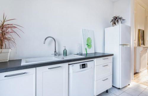 Maison Famille-Confort-Terrasse Jardin-Vue Cathédrale - Foto 12