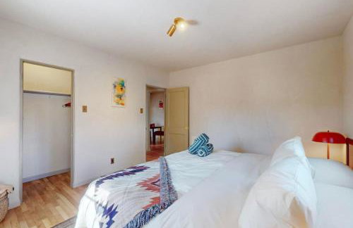 King Bed Centrally Located - Foto 6