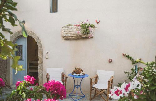 Celestia Traditional Houses - Photo 15