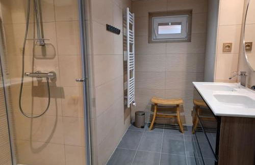 Plain-pied 80 m2 dans maison, parking privé gratuit, gare directe Paris - Foto 14