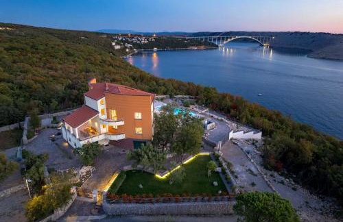 Luxury Villa Oštro with pool & Krk bridge view - Photo 1