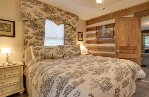 Riverfront Couples Retreat in Smoky Mountains! - Foto 10