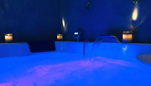 PRIVATE ROOM & SPA avec Jacuzzi privatif - Foto 3