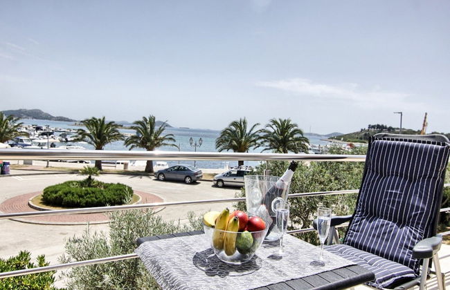 Apartments Victoria - Photo 22