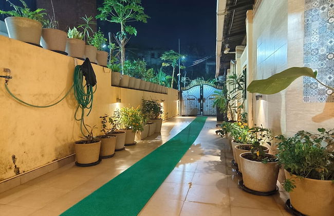 shradha luxury room - Photo 30