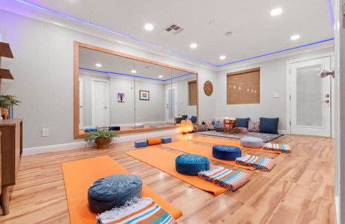 The Hummingbird House, Sauna & Mountain Views! - Foto 10