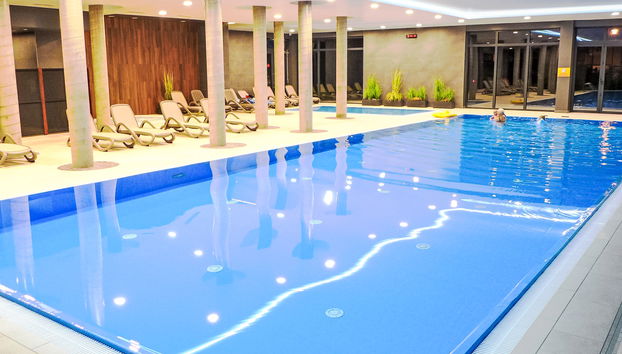Pool Indoor