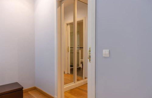 For You Rentals Apartamento Amplio y Elegante en Paseo de la Habana Temporal PDH520 - Photo 30