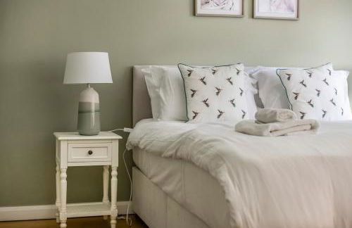 3BR Home Garden & Free Parking - New Malden - Foto 21