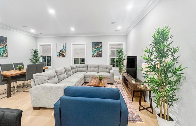 Luxury 3BD 2BA Near Logan Airport and T Station - Foto 1