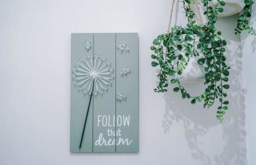 Lovely three bed home Manchester - Foto 57