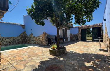 La Casa del Pueblo con piscina y barbacoa - Foto 2