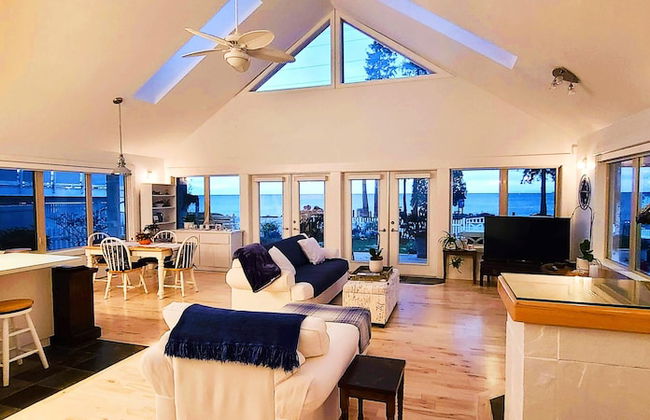 The White House - Photo 16