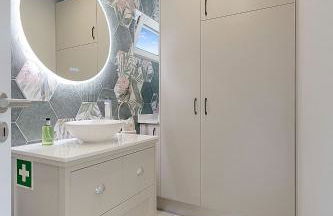 Casa Ella - Beautifully Renovated Townhouse Walkin - Foto 58