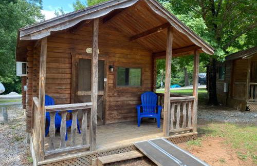 Poolside Rustic Cabin with Amazing Views - Foto 6