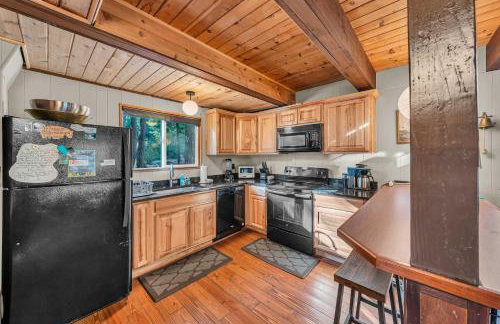 The Haus of Pine A Vintage Tahoe Cabin - Foto 7