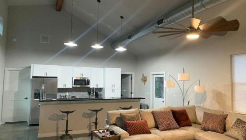 Secluded Hill Country Getaway with Spa and Sauna - Foto 4