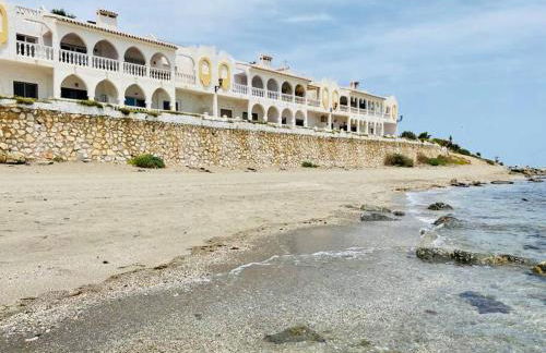 Primera Línea de Playa Increíbles vistas - Photo 24