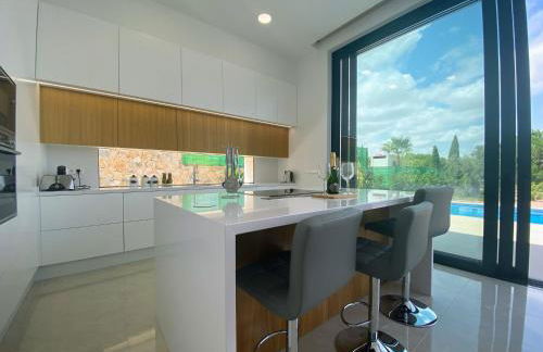 Las Colinas Golf & Country Club Residences - Foto 8