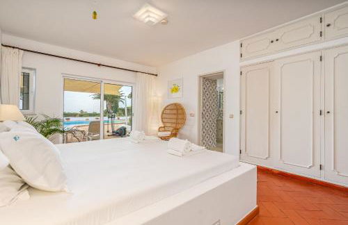 Spacious villa with sea view, tennis & golf garden #1963 - Foto 17