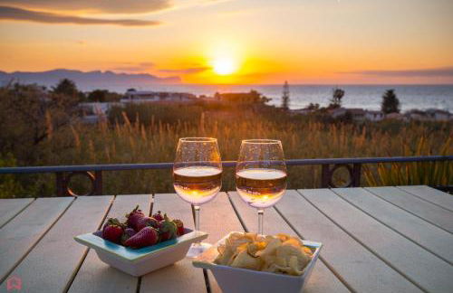 Panoramica Villa con Piscina sul Mare (Sanificata) - Foto 2