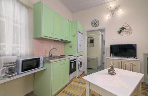 Kyramarias Village house - Photo 3