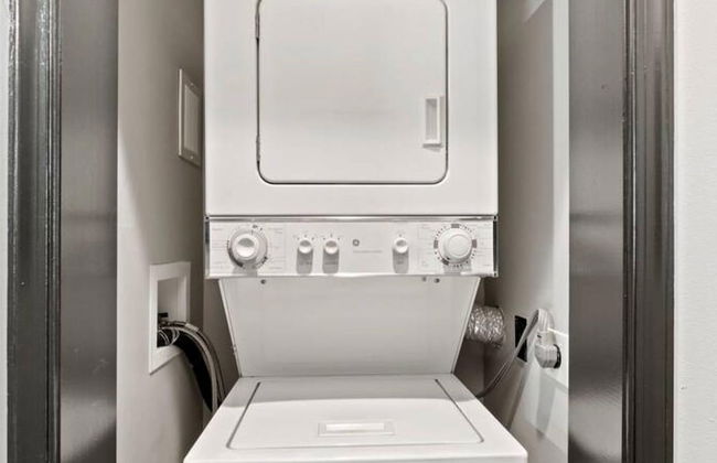 Charming DC Rowhouse Condo - Ideal Long-term Stay - Foto 15