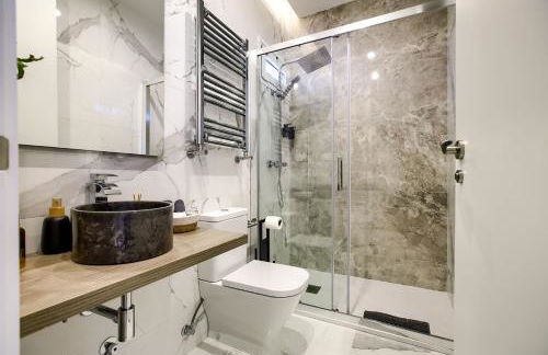 El Cielo: Lujoso Ático en Madrid Centro - Photo 19