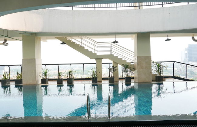 Comfortable and Beautiful 1BR Apartment at Atlanta Residence - Photo 20