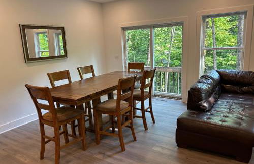 NEW 3 bedroom - Thoroughbred Farm & Lake Views! - Foto 28