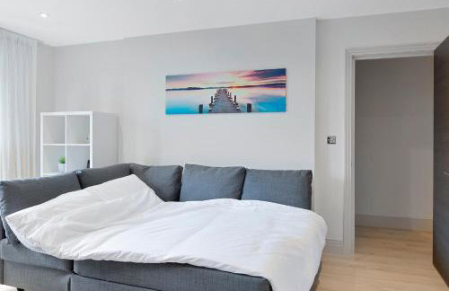 Spacious, 3 bedroom, 2 bathroom, Surbiton - Foto 17