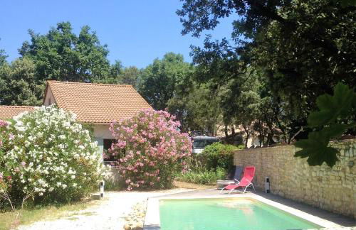 Villa charmante à Arpaillargues-et-Aureillac avec piscine privée - Photo 1