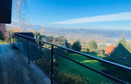 Domek z widokiem na jezioro Rożnowskie - Foto 25