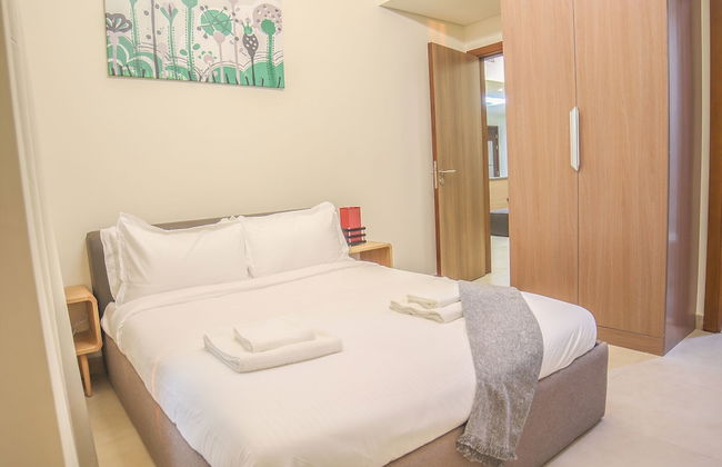 2 Bedroom Apartment- Azizi Plaza - Photo 2