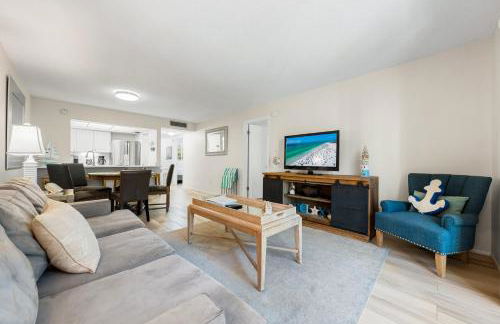 Palm Bay Club by Beachside Management - Photo 68