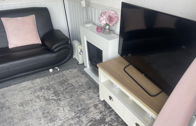 Charming Chalet Nestled in Heart of Clarach Bay - Foto 17