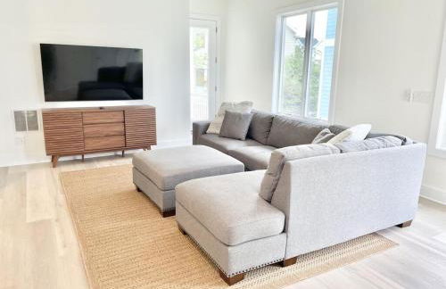 Collins Avenue 26 - Photo 8