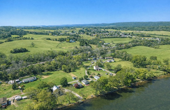 New River Riverfront , Hot Tub & Canoes, Trophy Muskie Fishing , Near VT - Foto 82